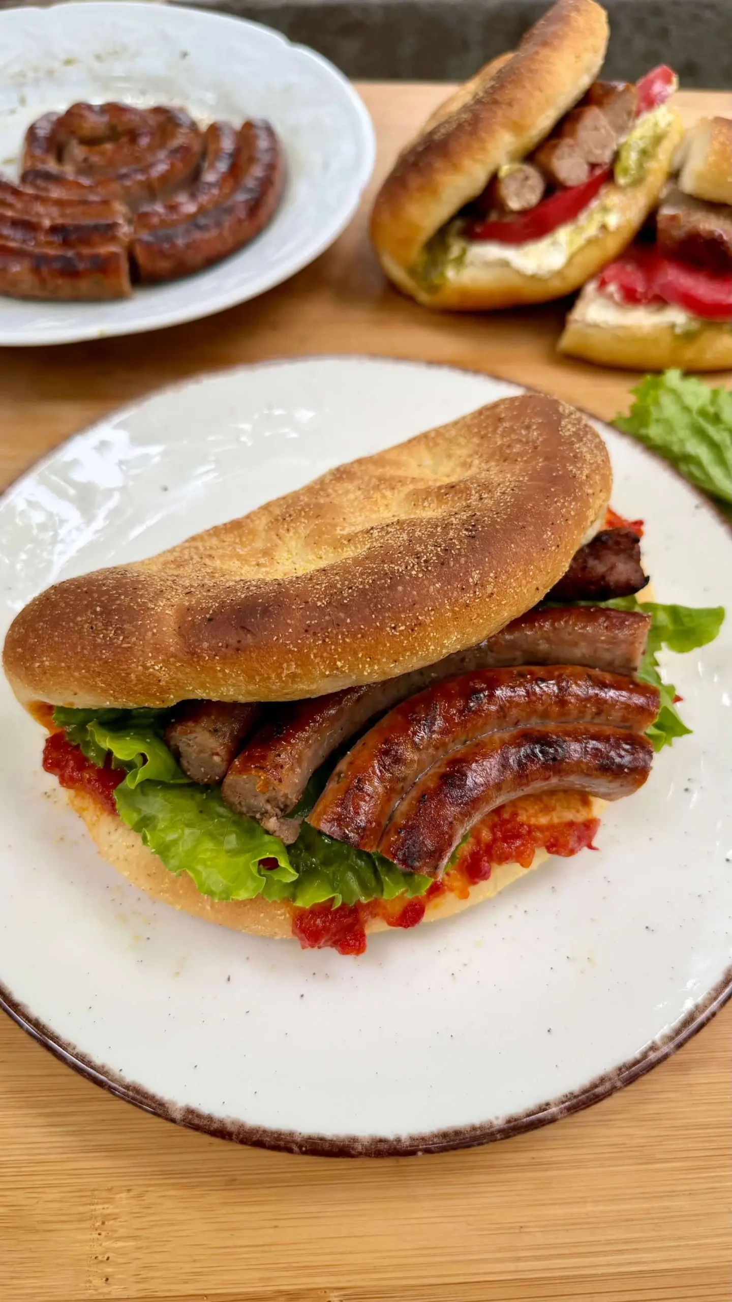 Вкусни сандвичи с домашни питки и Майсторски карнак Родопа Троян